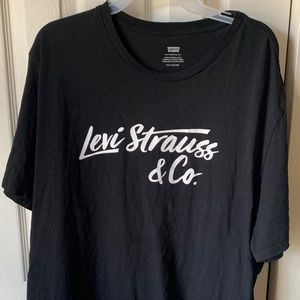 Levi’s tee shirt